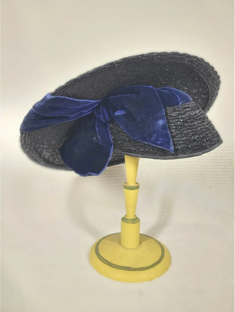 Vintage 1940s Saucer Hat Black Woven Straw Blue Silk Velvet Cloche Tilt Unique